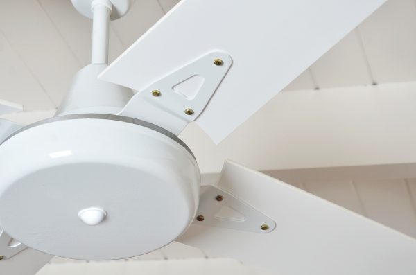 Ventilador GÉNOVA blanco palas de melamina. Tono blanco - Imagen 5